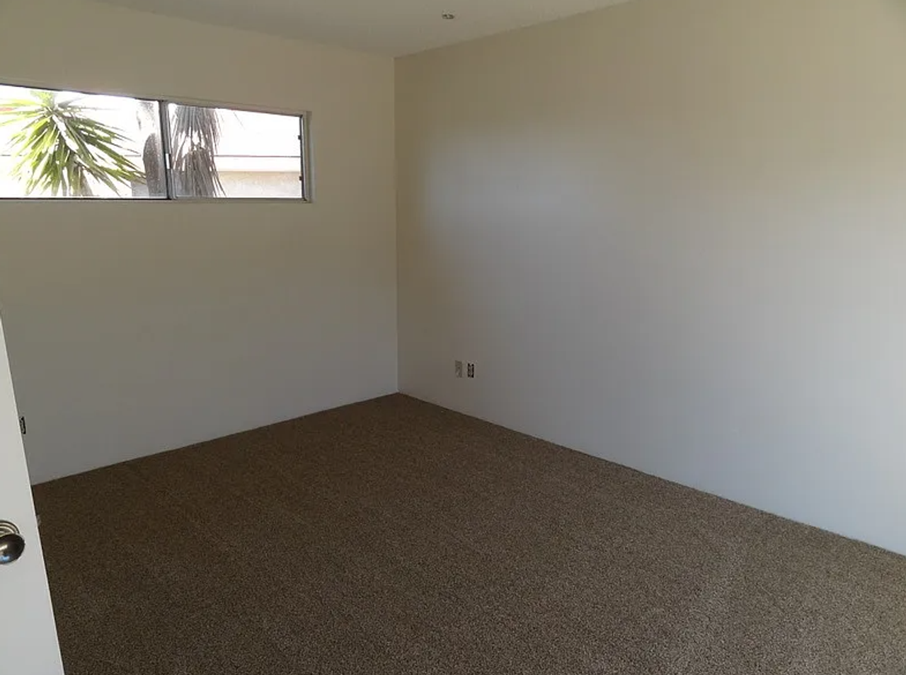 101 Patterson Rd - Photo 4 of 6