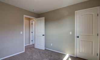 featured image of 5512 W Tea St