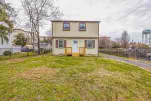 featured image of 9202 Douglas St