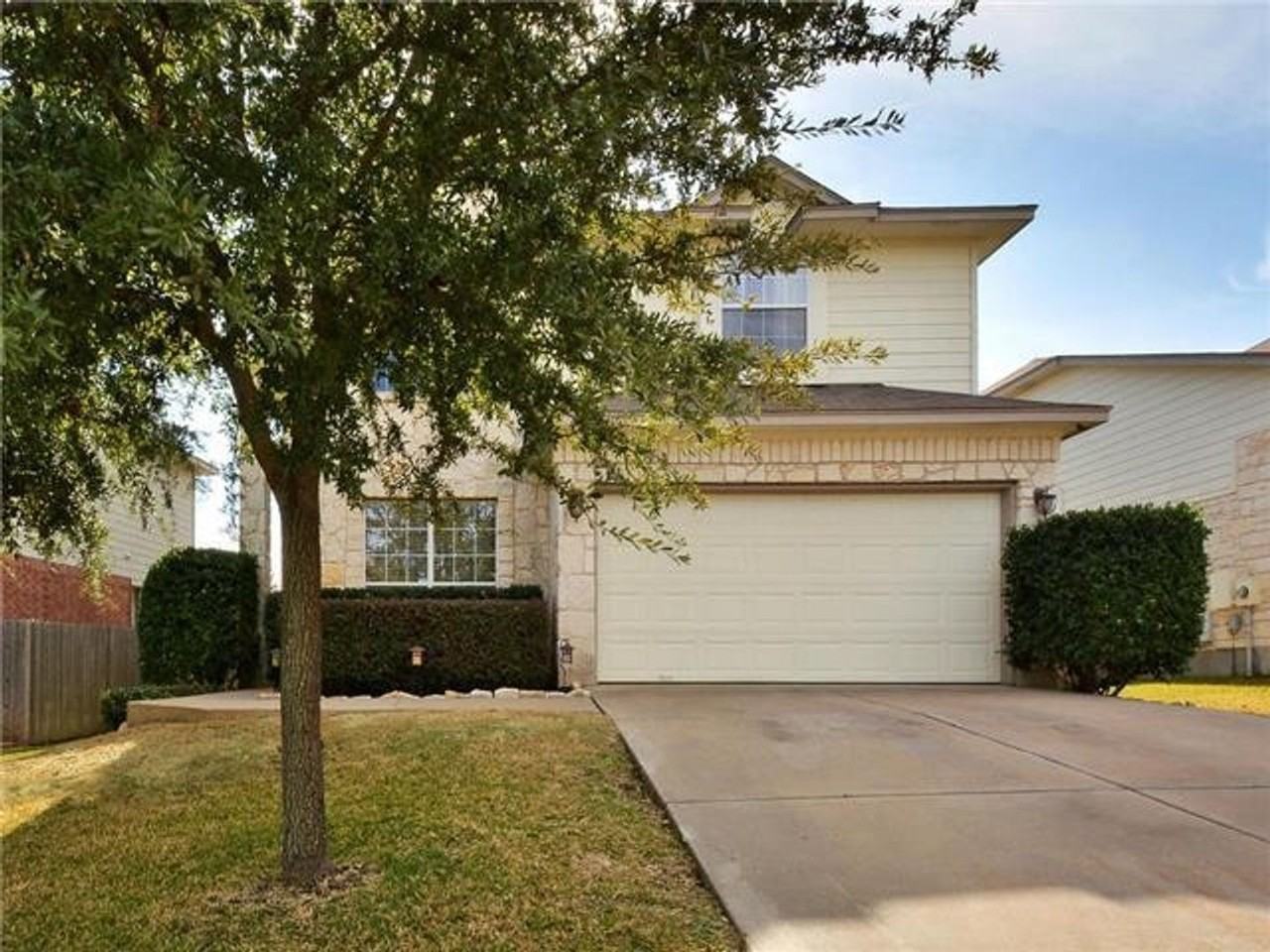 11309 Fletcher Hall Ln - Photo 2 of 26