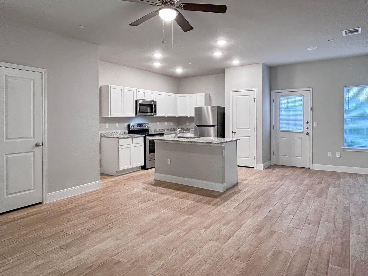 13002 Reid Mdws - Photo 6 of 23