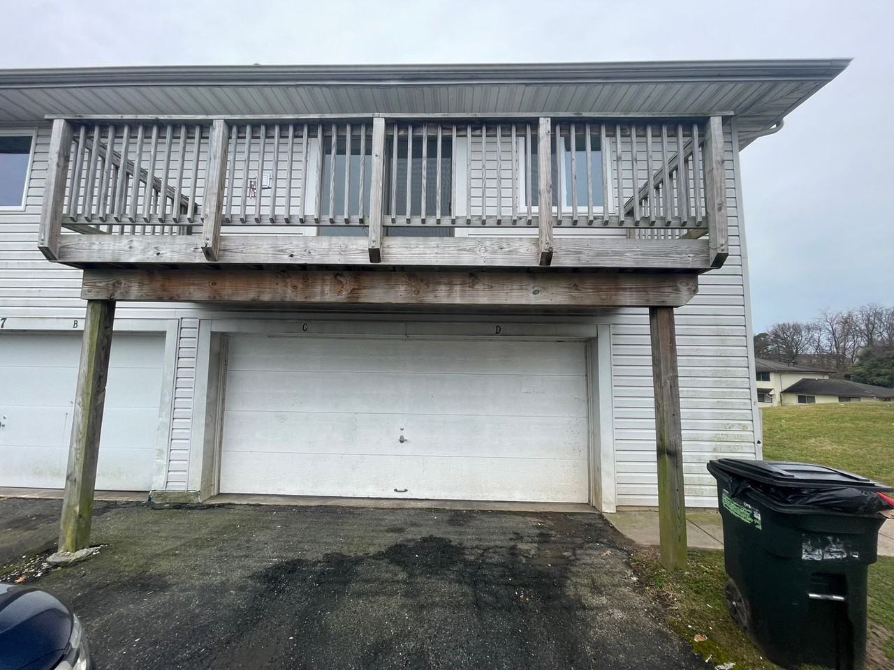 1727 Fountain Rock Way - Photo 2 of 20