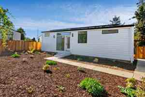 featured image of 1570 7th Ave