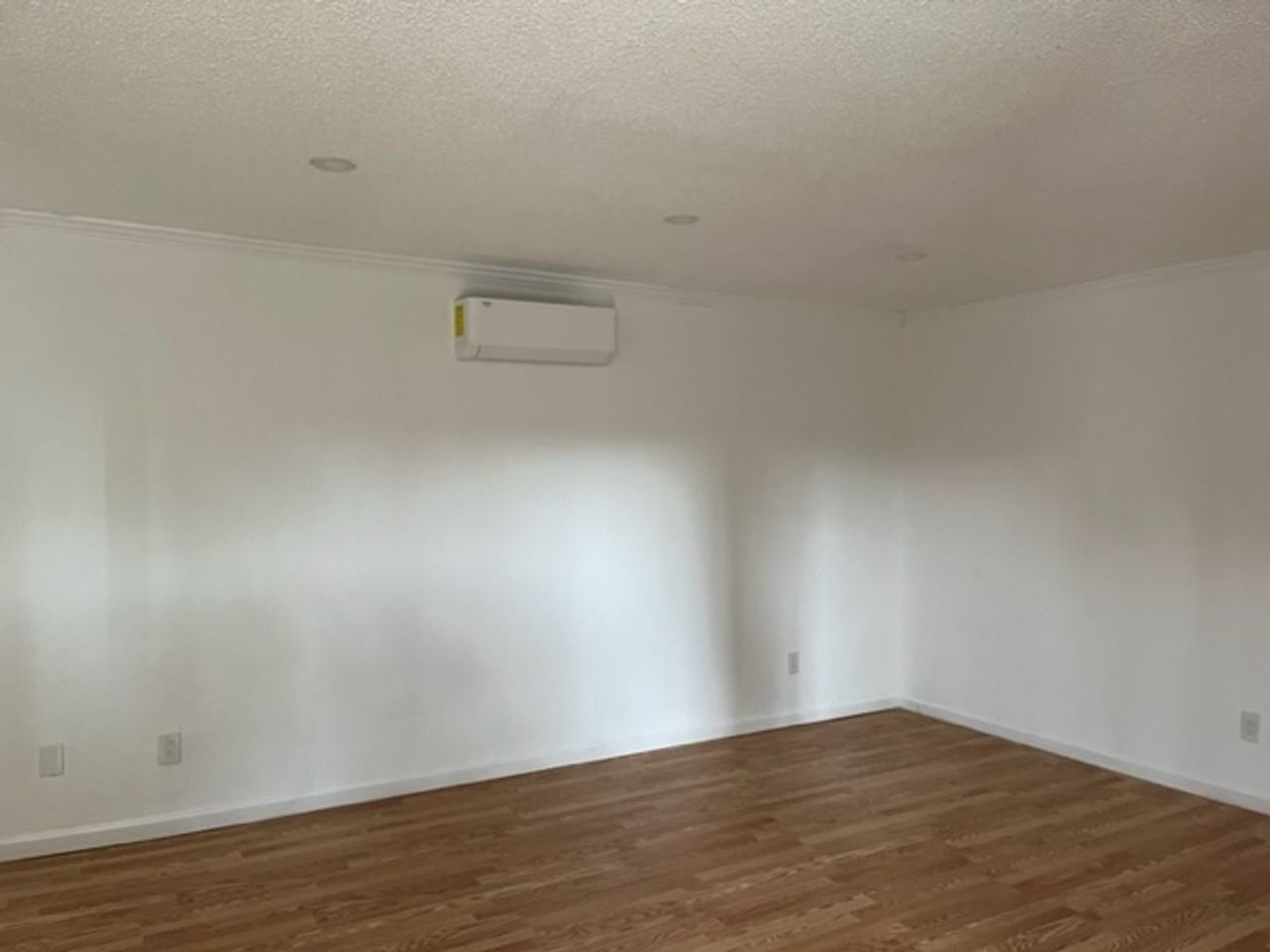 217 Spruce St - Photo 2 of 14