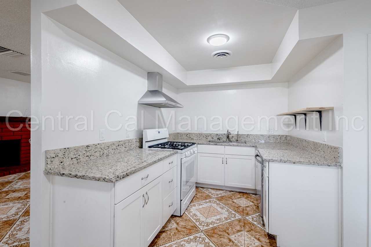 3600 Vincent Ct - Photo 6 of 20