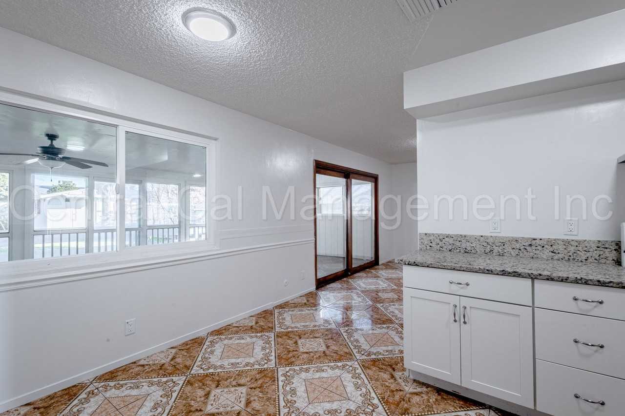 3600 Vincent Ct - Photo 7 of 20