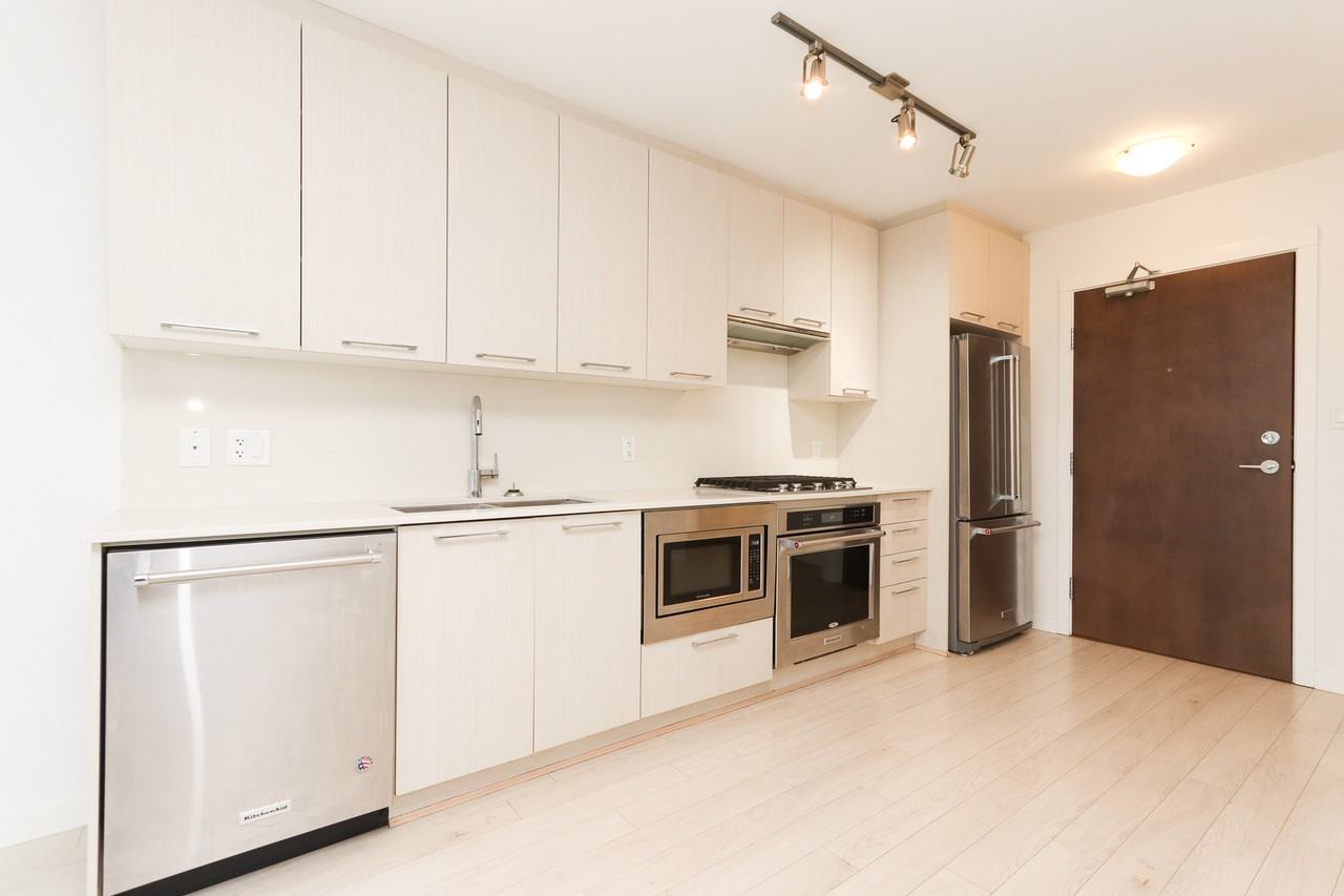 7688 506-7688 Alderbridge Way #506 - Photo 2 of 11