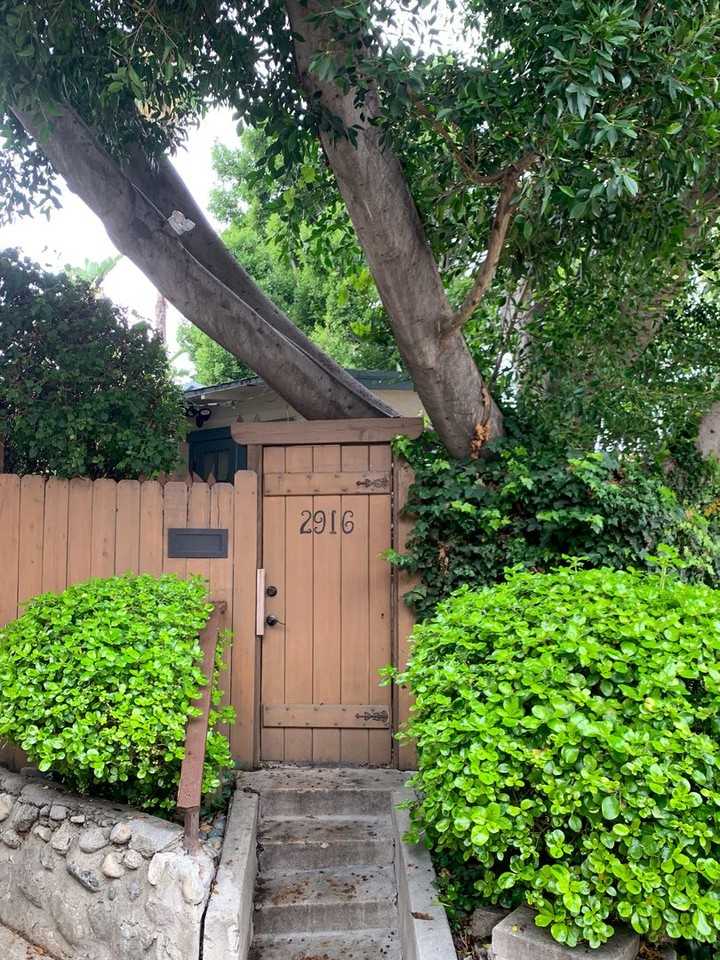 2916 Marathon St - Photo 2 of 35