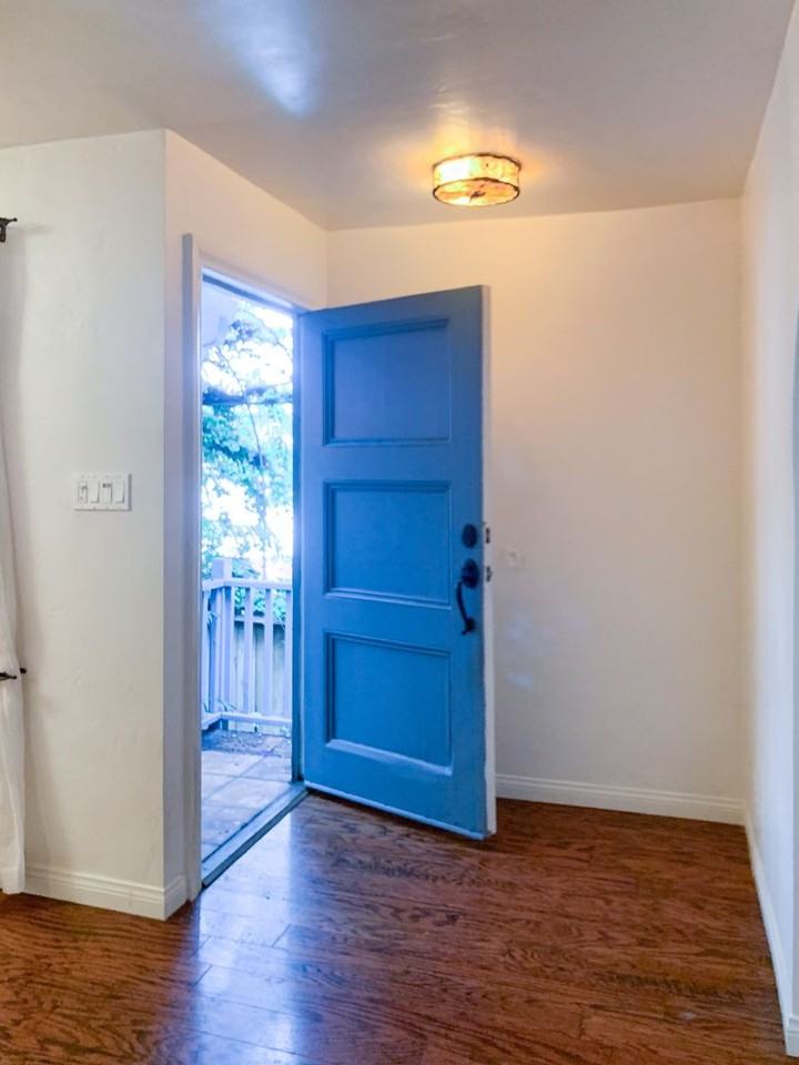 2916 Marathon St - Photo 5 of 35