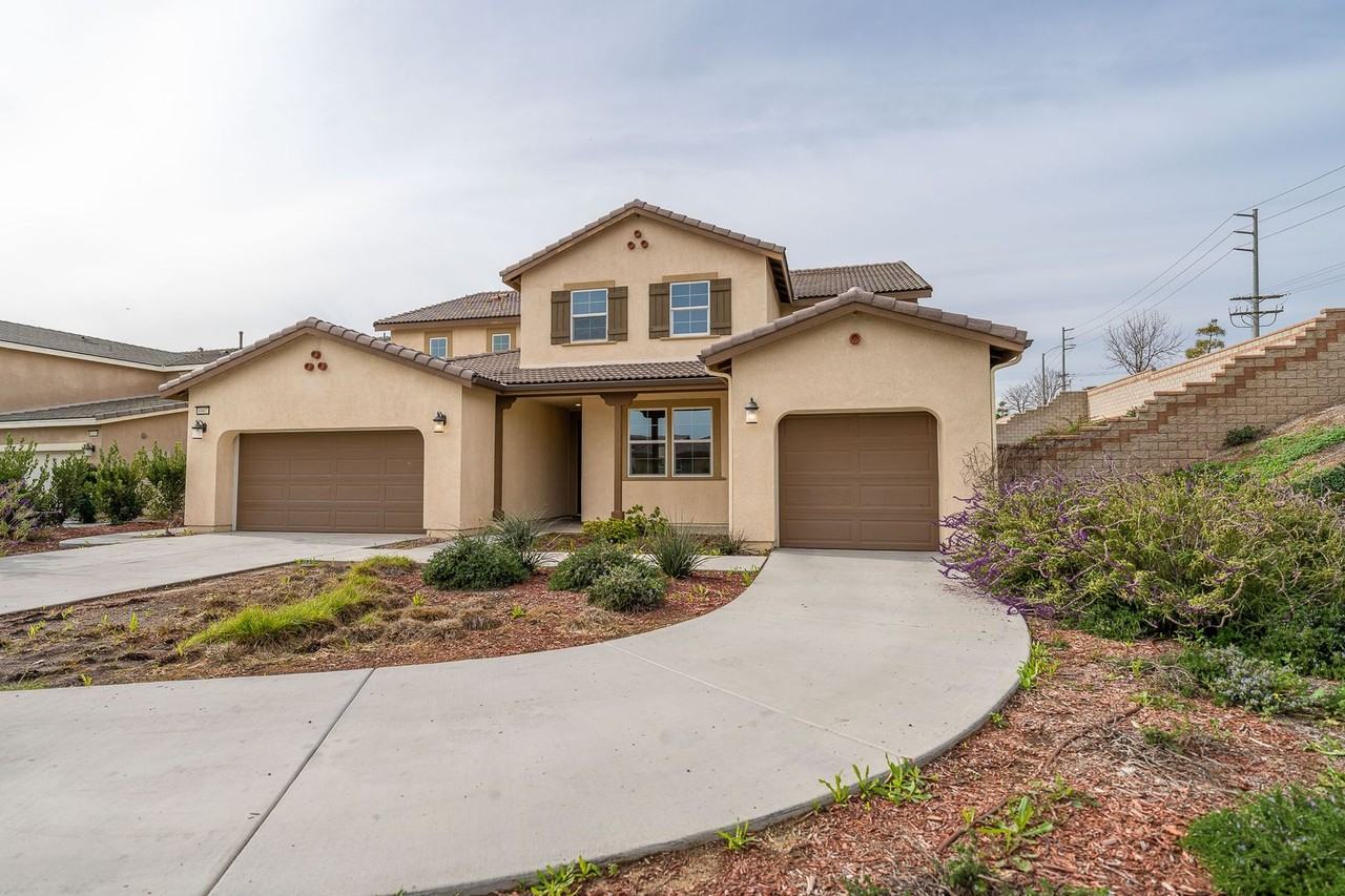 6807 Rangeley Way - Photo 2 of 50