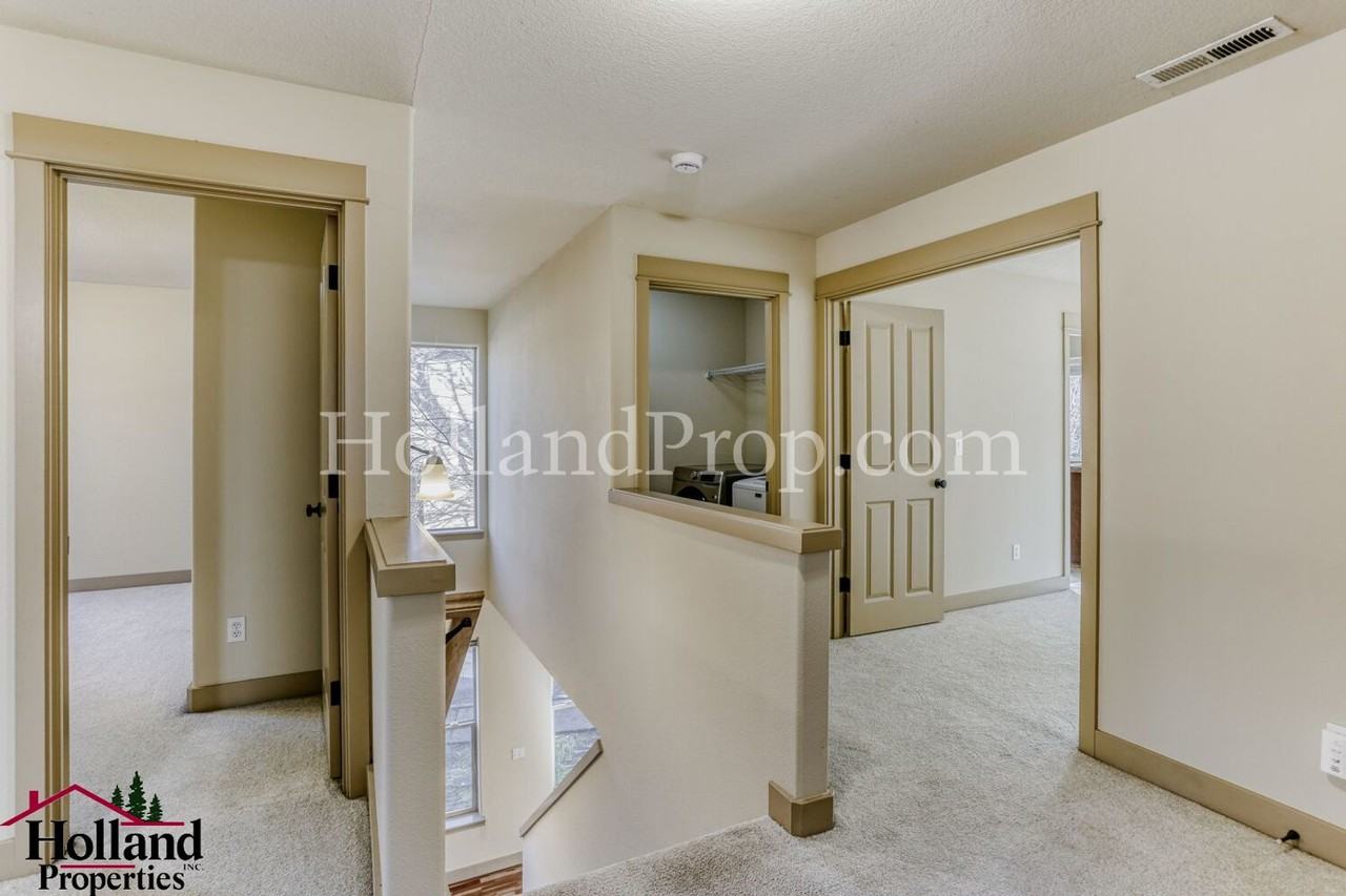 120 Ne Stonebriar Ln - Photo 5 of 19