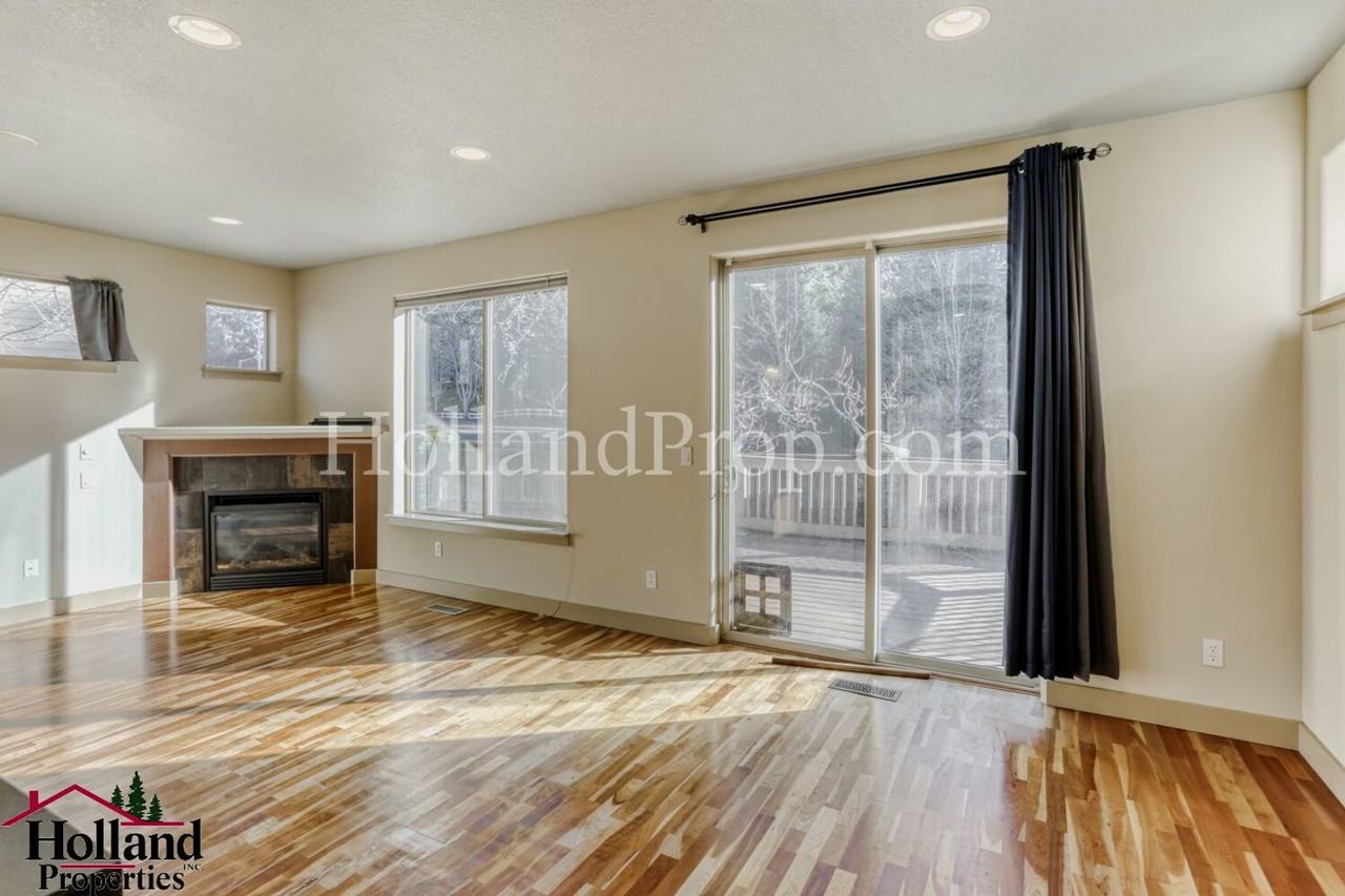 120 Ne Stonebriar Ln - Photo 6 of 19