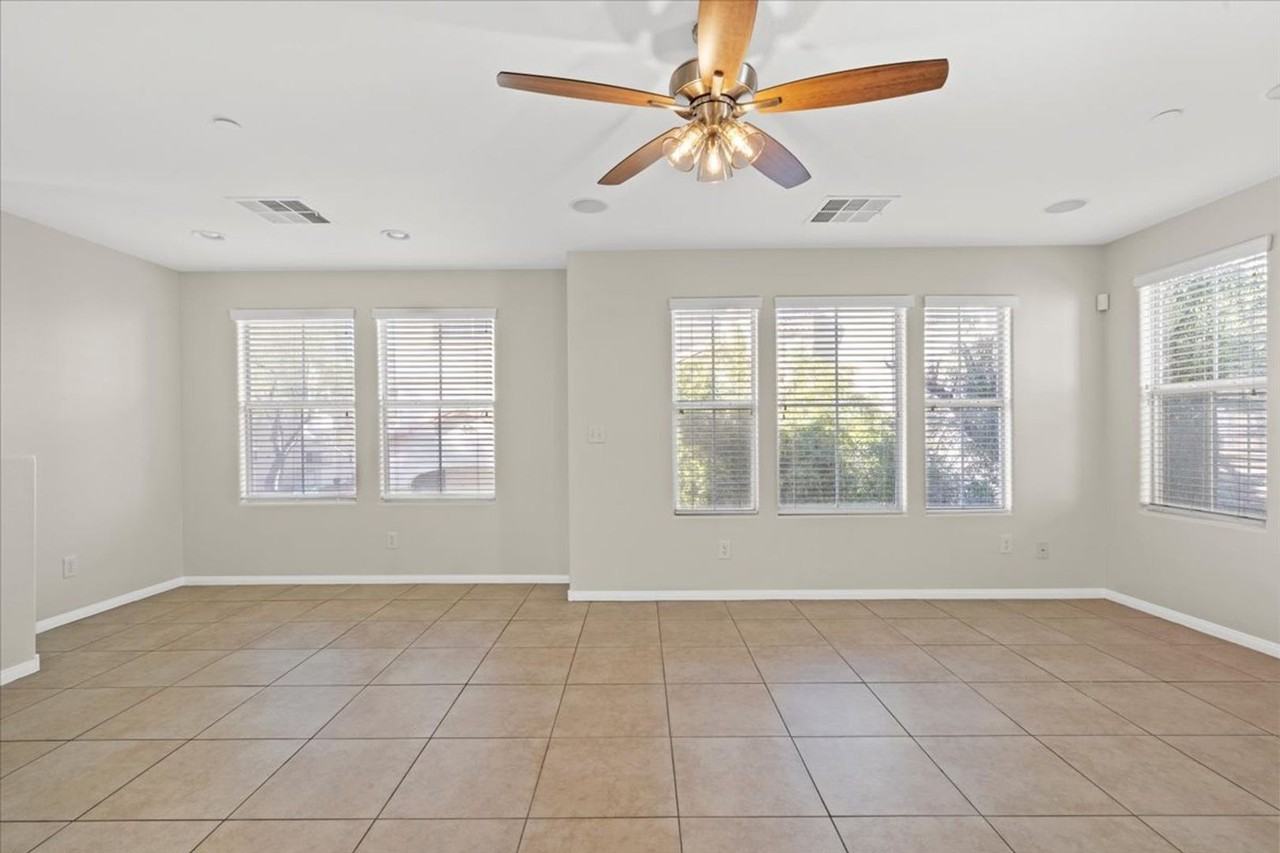 4790 Greencombe Ct - Photo 7 of 23