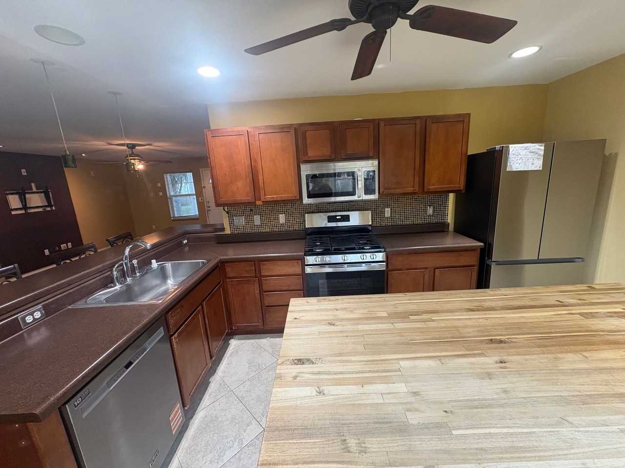 9904 196th Ave E - Photo 7 of 22