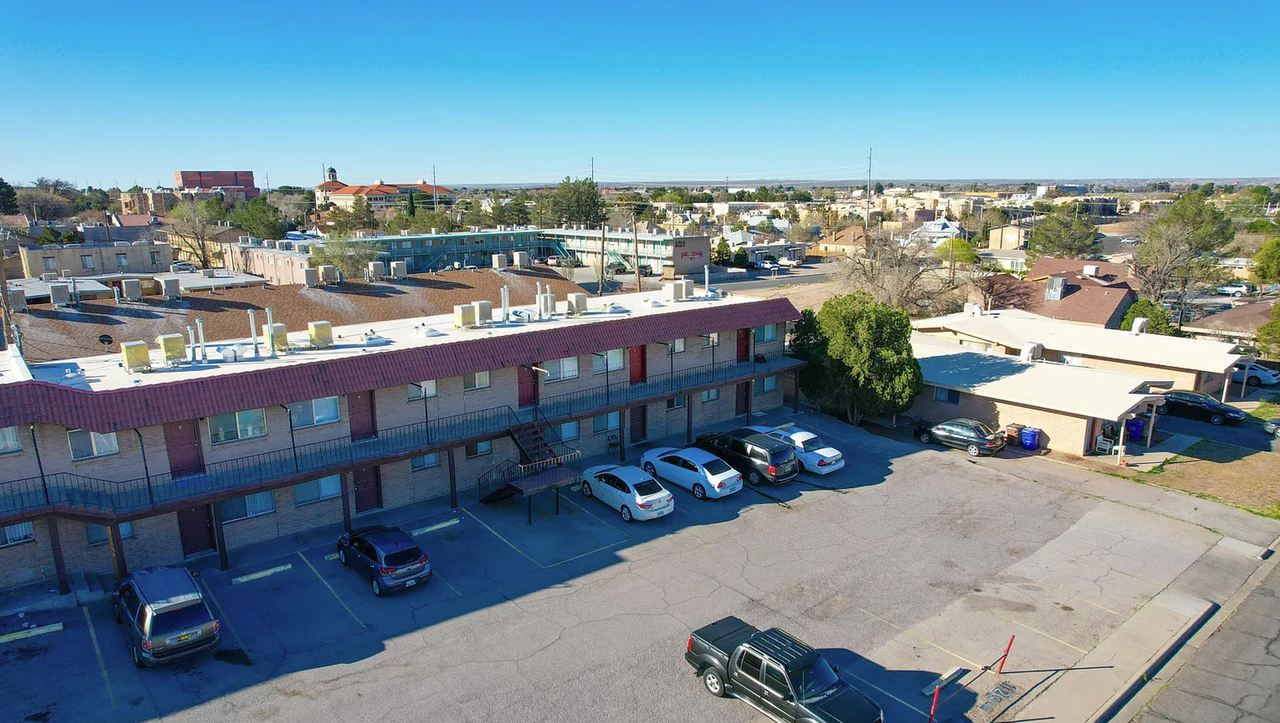 Monte Vista Apartments - Photo 7 of 7