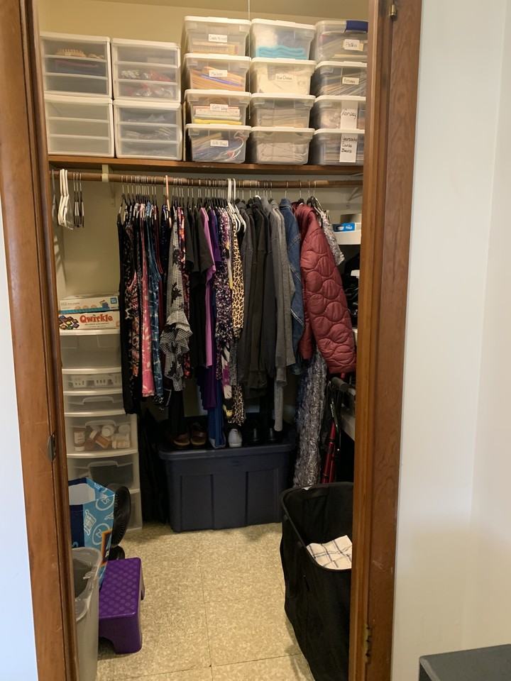 100 N Kidder St #3 - Photo 2 of 11