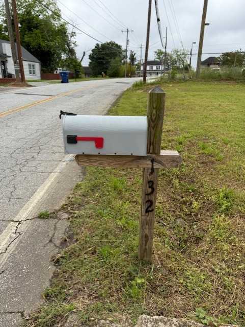 132 Irby St #1 - Photo 5 of 10