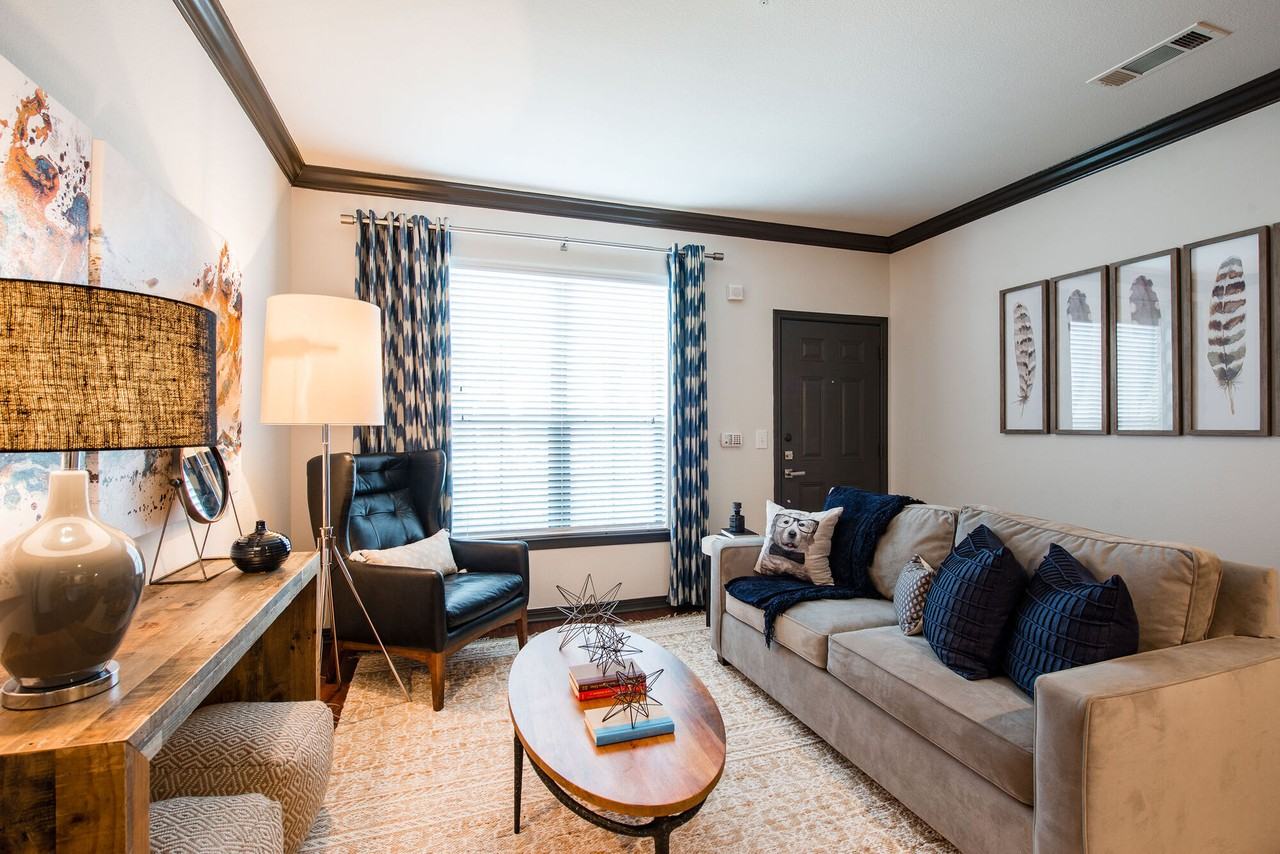 Grandea Lakemont - Photo 3 of 40