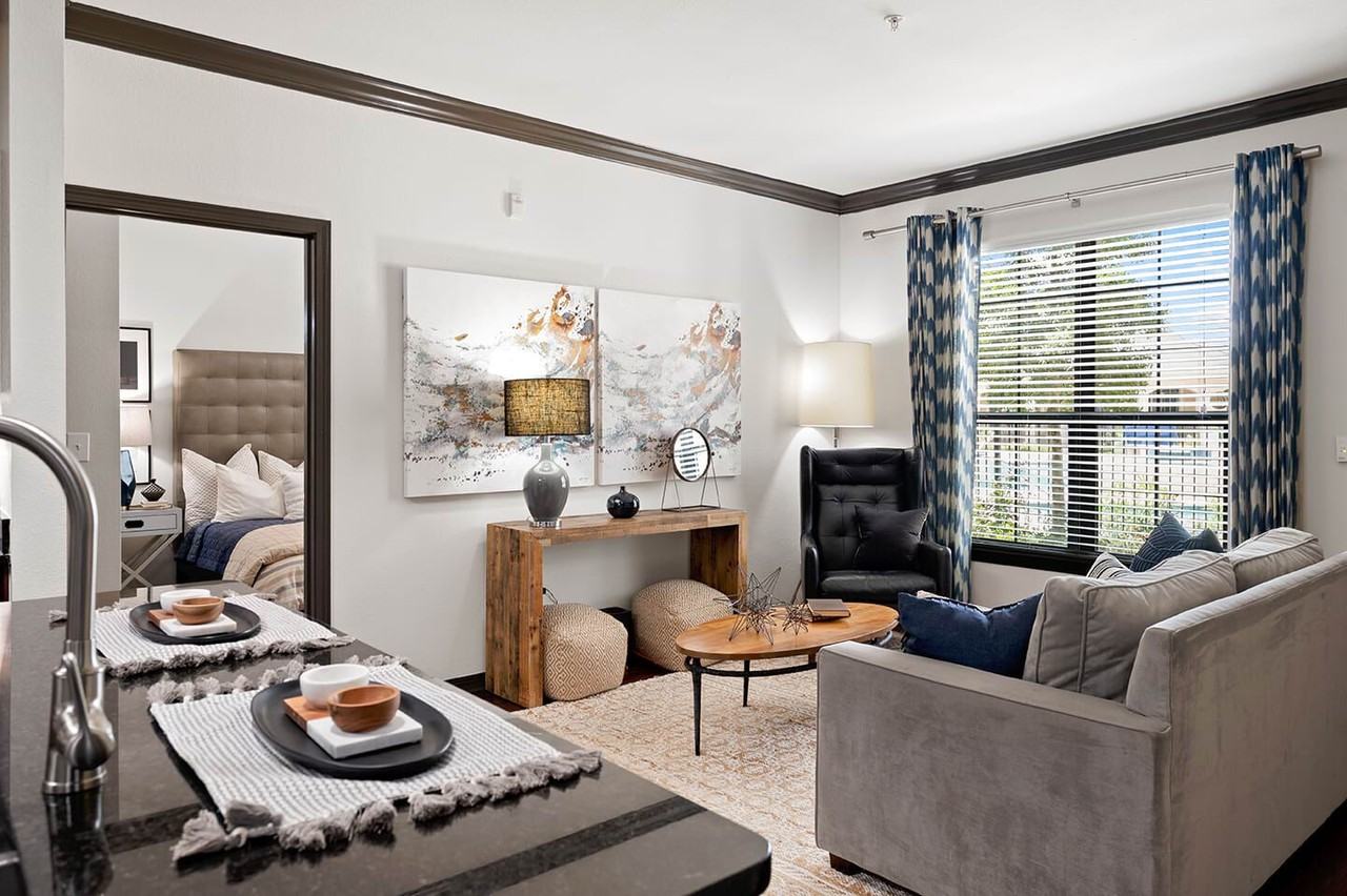 Grandea Lakemont - Photo 4 of 40