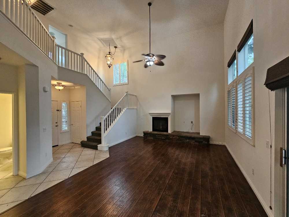 8713 Springside Ct #8713 - Photo 6 of 35