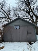 featured image of 39 1st St