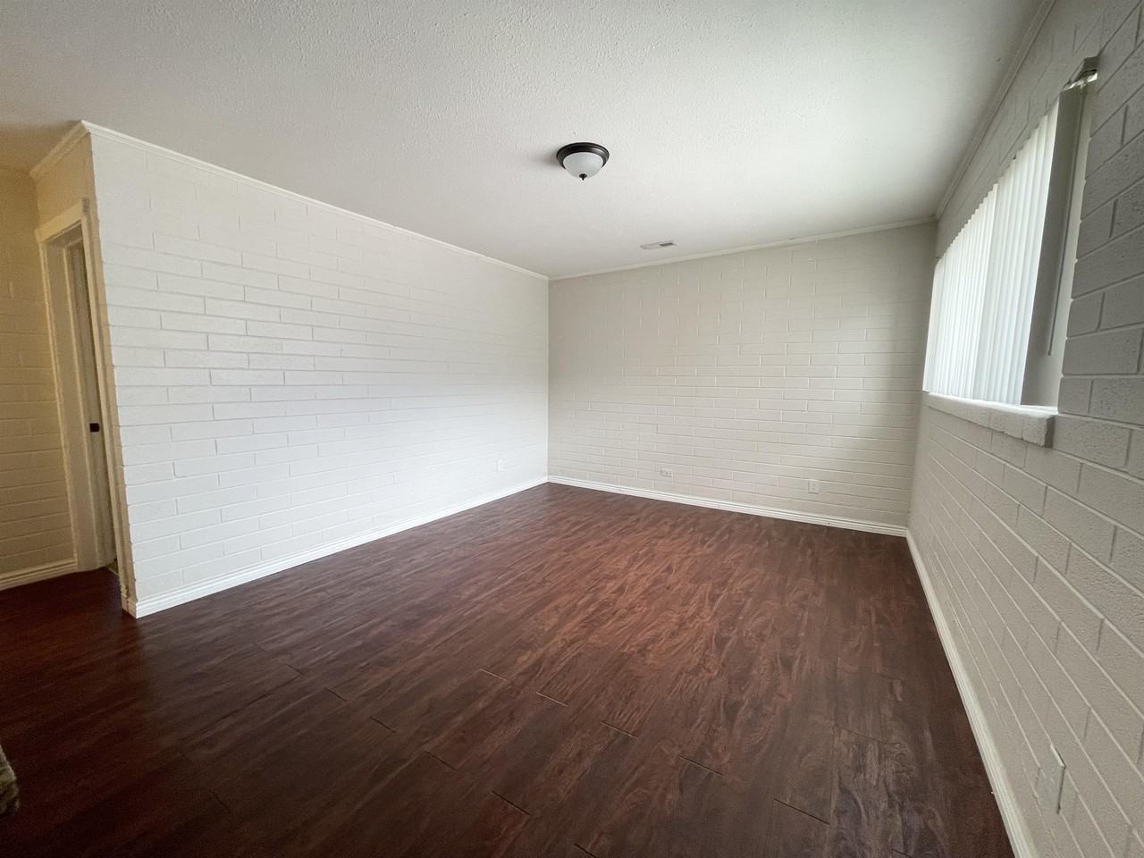 Bennett 6-plex - Photo 6 of 25