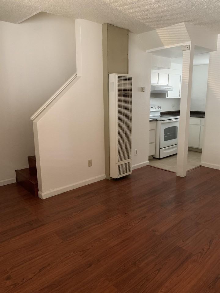 10117 Old Redwood Hwy - Photo 2 of 6