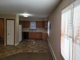 featured image of 124 N Summit St