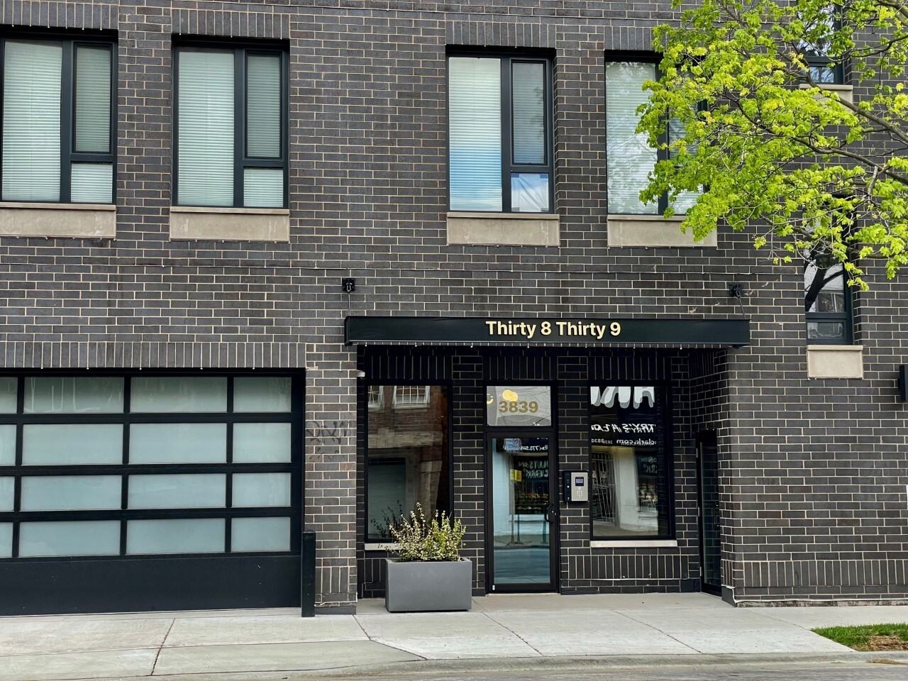 3839 N. Clark - Photo 6 of 32