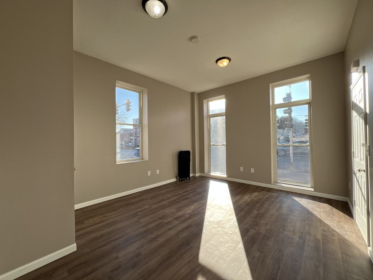 1404 Iowa Street - Photo 2 of 7