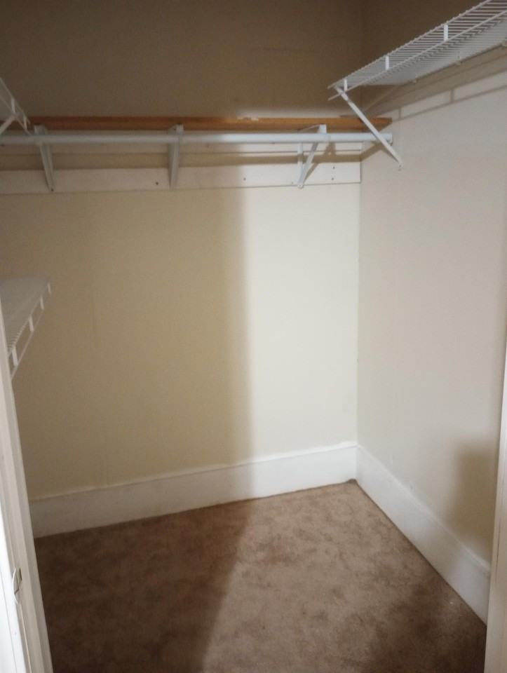 348 Virginia Avenue - Photo 6 of 8