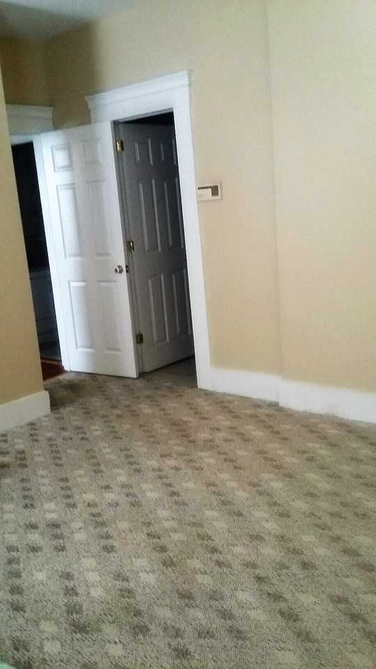 135 E Wilson Ave - Photo 5 of 16