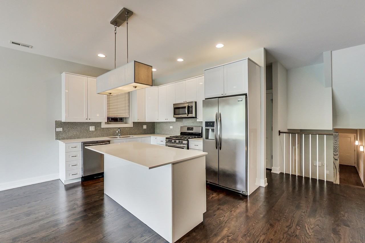 1701-03 North Kedzie Ave - Photo 4 of 18