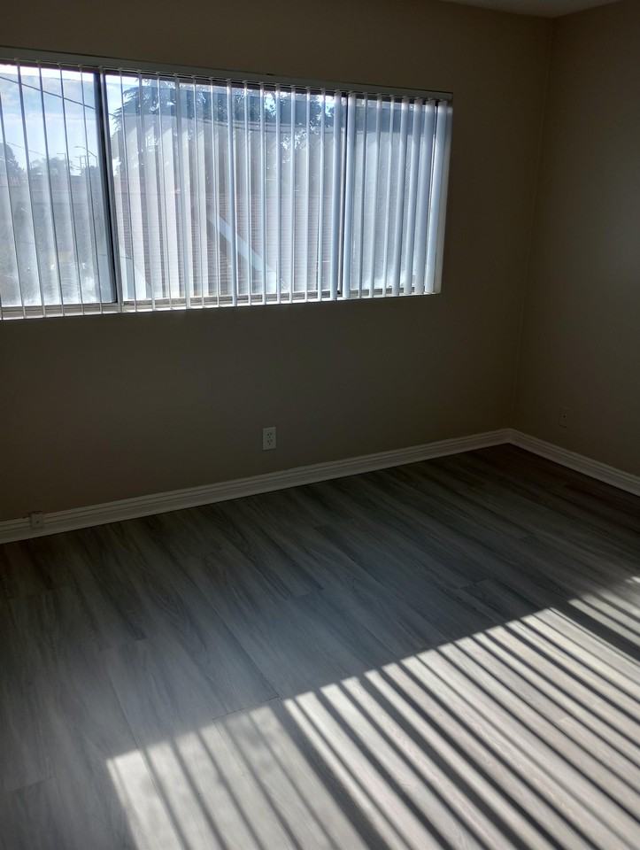 **645 Covina, LLC / 150 E Alvarado St / John / NC - Photo 3 of 8