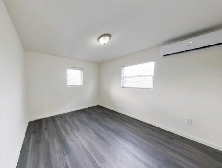 1341 Northwest 60th Street - Photo 7 of 7