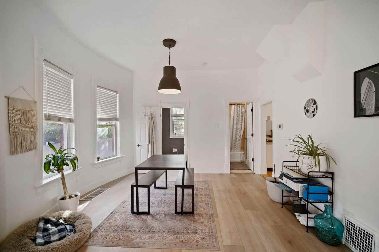 560 South 500 East - Photo 5 of 31