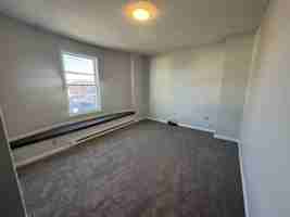 featured image of 727 Main St