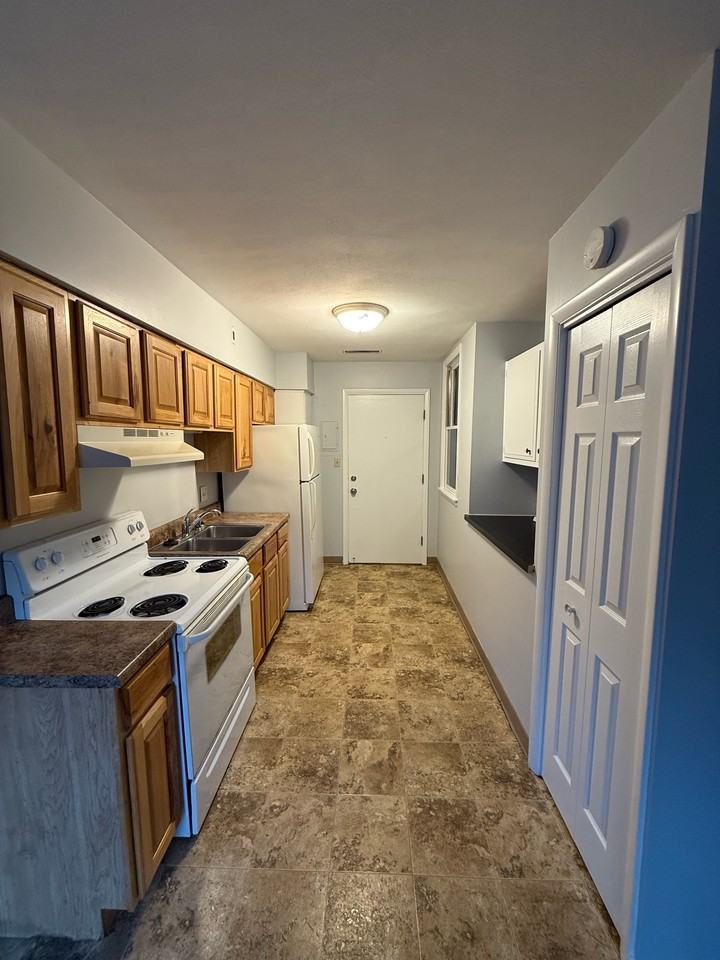 Rafoth Building - Photo 2 of 9