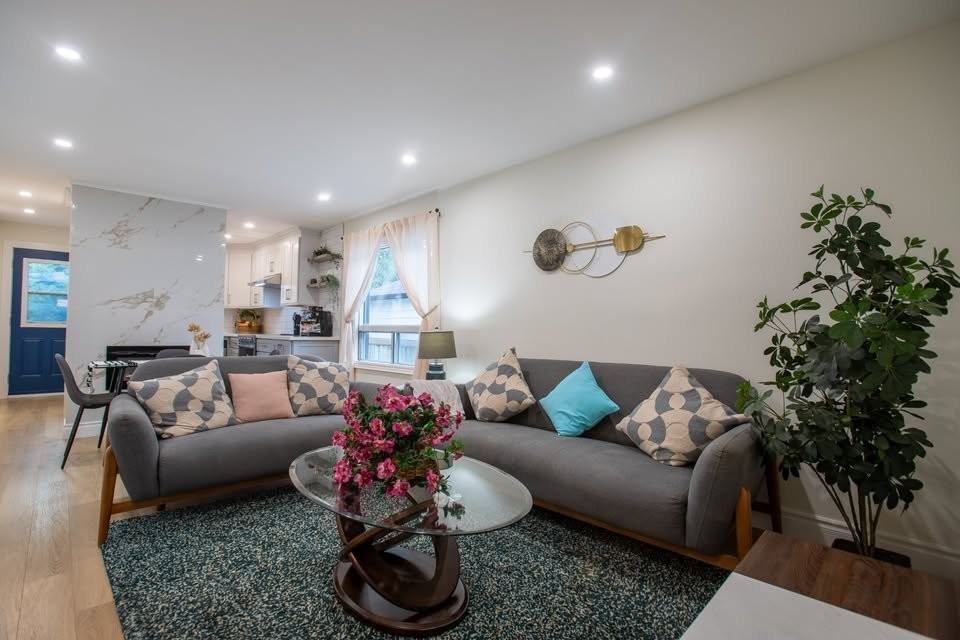 35 St. Peter St - Photo 2 of 13