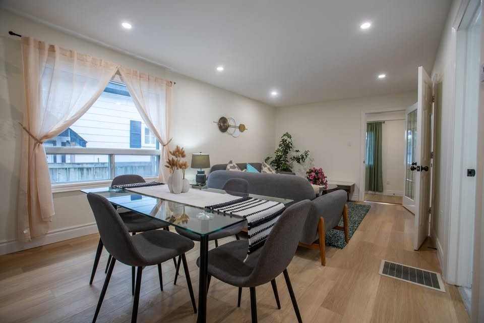 35 St. Peter St - Photo 3 of 13