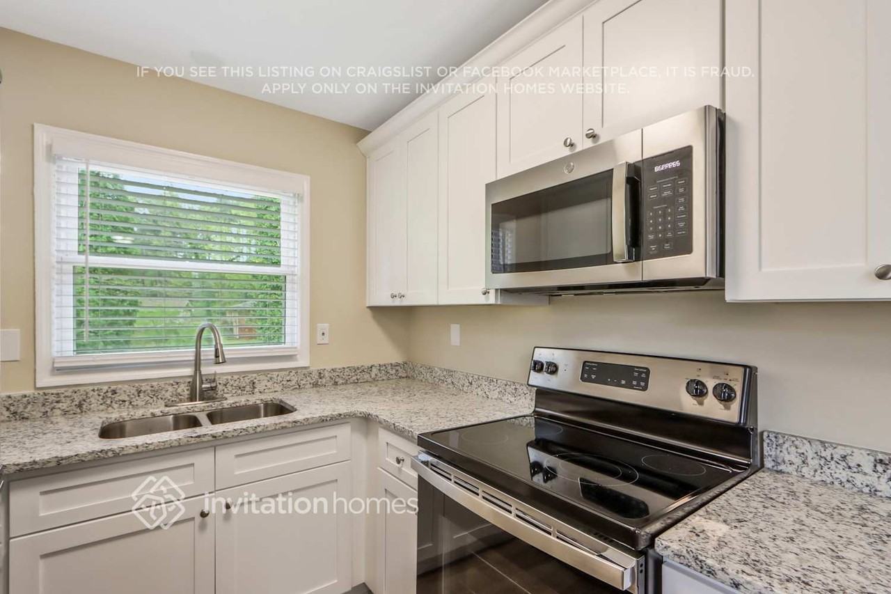 4116 Emerald Lake Dr - Photo 6 of 22