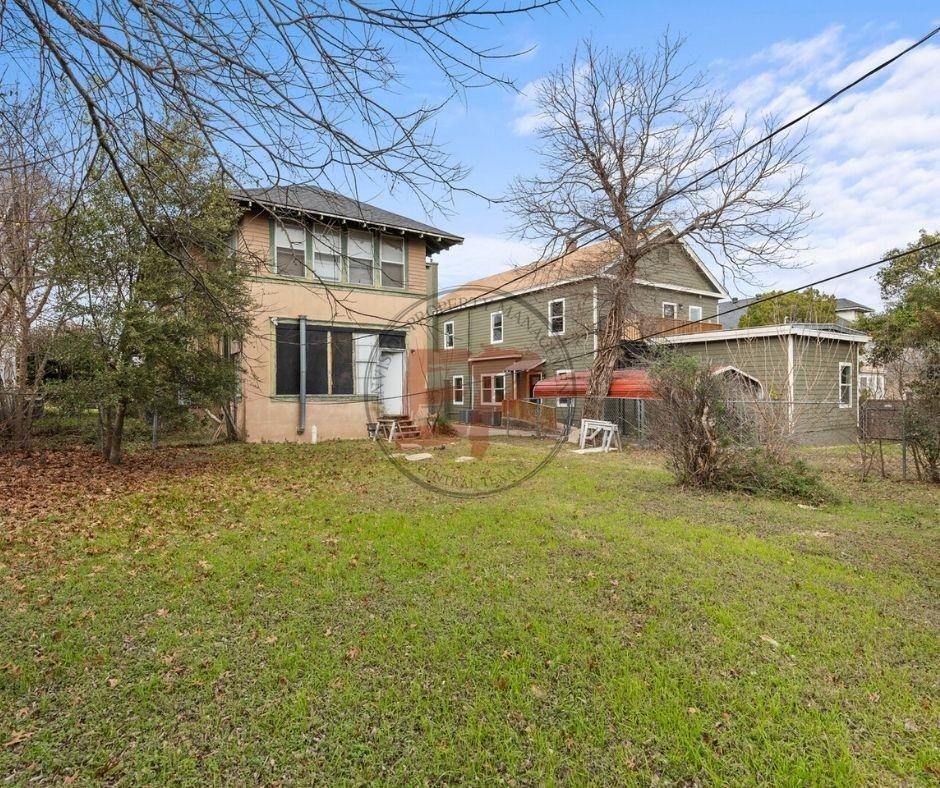 2214 Gorman Avenue - Photo 3 of 22