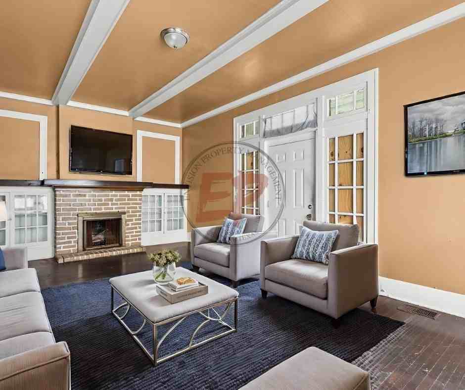 2214 Gorman Avenue - Photo 4 of 22