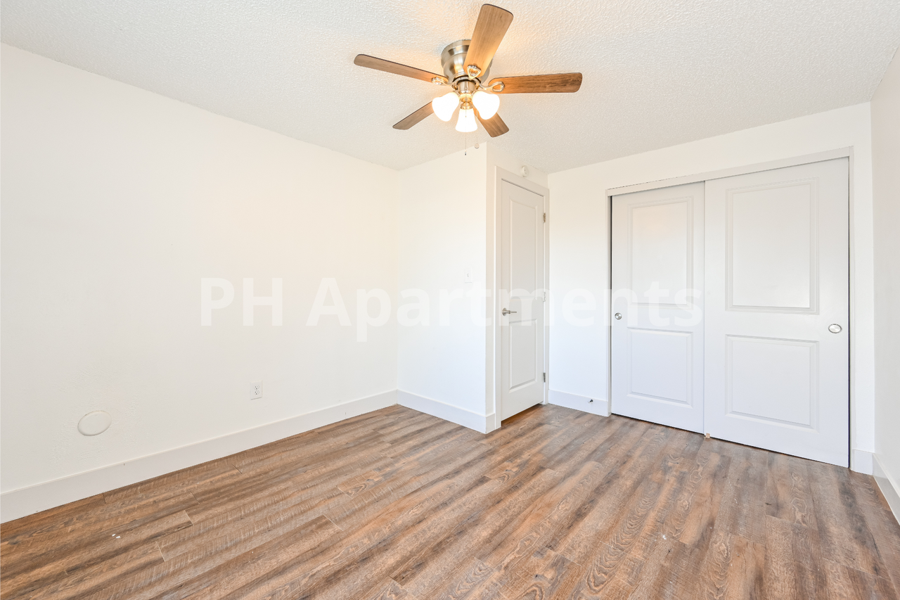 1450 South Reed Street - Photo 4 of 30