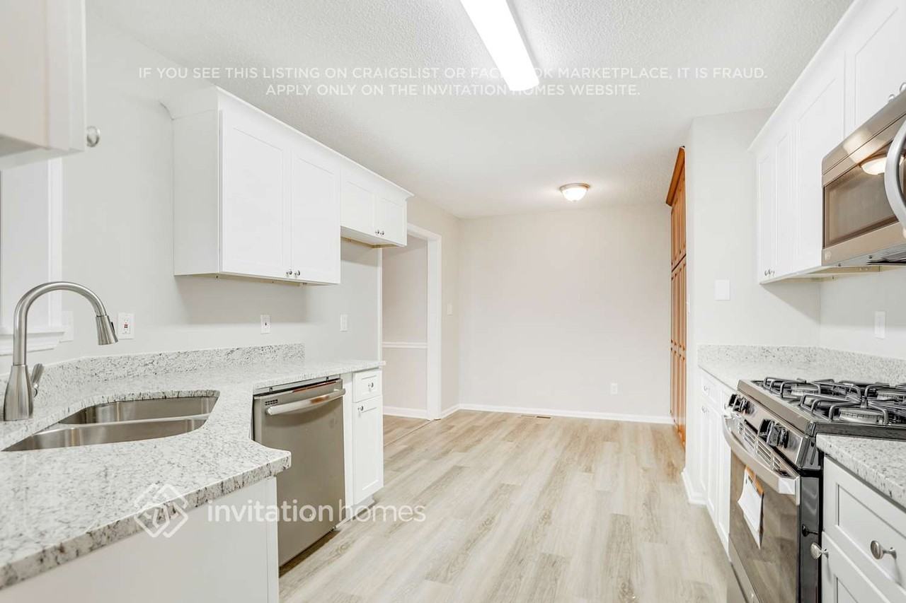 1520 Jade Cove Dr - Photo 6 of 29