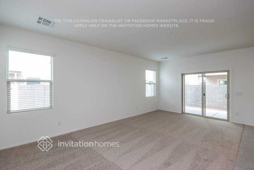 1270 E Palomino Way - Photo 4 of 25