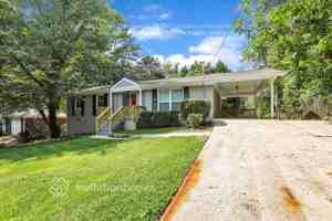 featured image of 574 Stonewood Dr