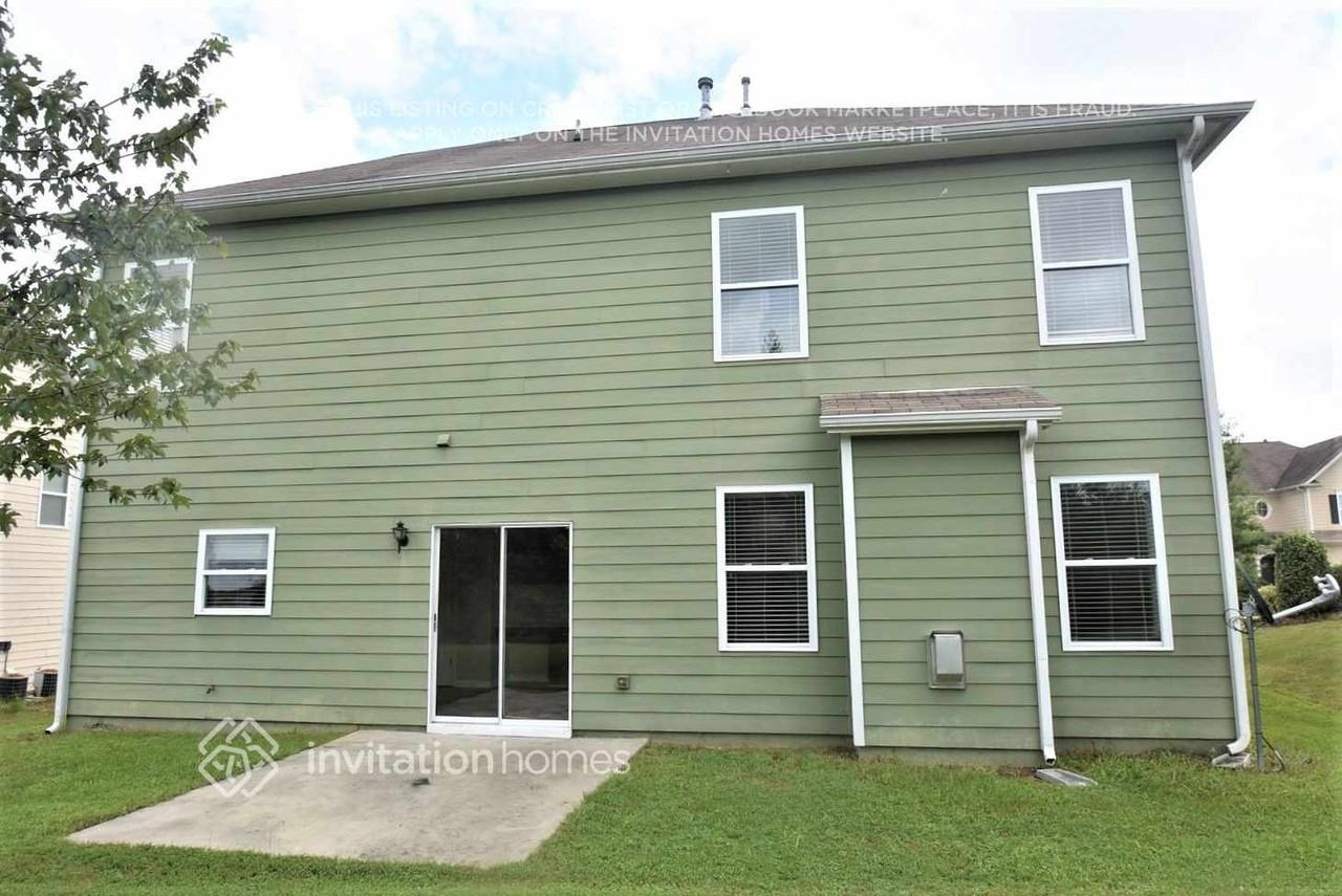 7376 Blue Jay Way - Photo 2 of 3