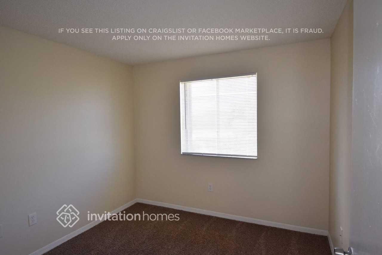 12139 Sw 250th Ter - Photo 5 of 14