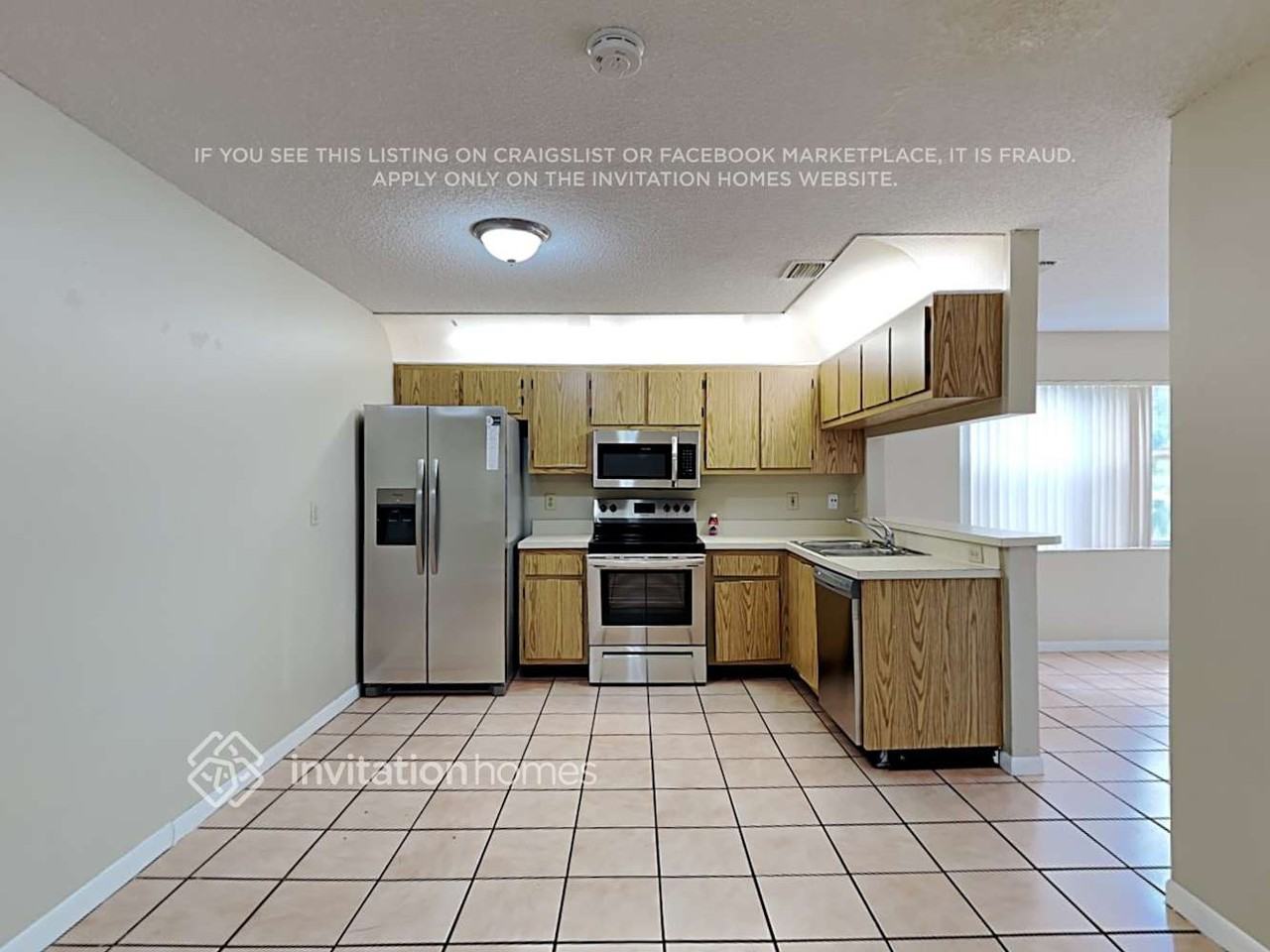 811 Nw 98th Ave - Photo 5 of 8